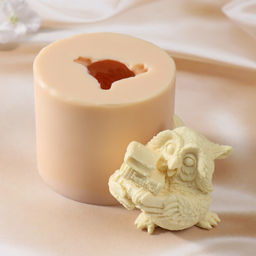 Молд силиконовый «Сова с книгами», 8×7×8.5 см