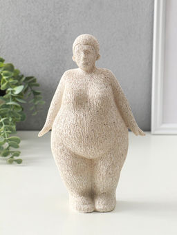 Сувенир полистоун "Милая пышечка" белый песок 9х15,5х25,5 см