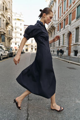 VESTIDO MIDI POPEL?N MANGA ABULLONADA / Marino - Zara фото 7