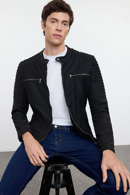 TRENDYOL MAN Siyah Slim Fit Fermuar Detayl? Deri K?sl?k Ruzgara ve Suya Dayan?kl? Biker Ceket Mont TMNAW25MO00046