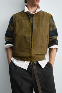 LIMITED EDITION TECHNICAL GILET - Zara фото 7