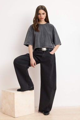 Antrasit Relaxed/Rahat Kal?p Eskitme/Soluk Efektli Crop/K?sa %100 Pamuk Orme T-shirt TWOSS26TS00281 - Trendyolmilla фото 2