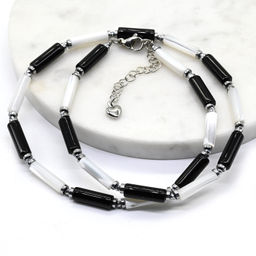 Чокер из перламутра и агата черного цилиндр 4*13мм, 40см Радуга камня