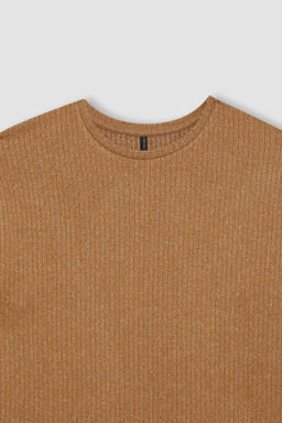 Женская футболка стандартного кроя с круглым вырезом в рубчик и длинными рукавами с боковым разрезом - Defacto фото 2