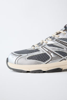 ZAPATILLA DEPORTIVA METALIZADA / Plata - Zara фото 4