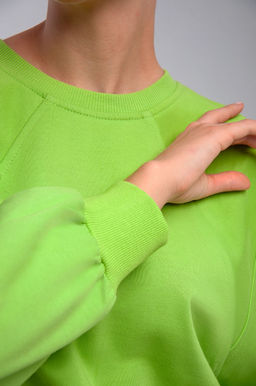 Арт. 15110/1 Свитшот женский укороченный one size (42-50) Цвет:салатовый - Калинка фото 6