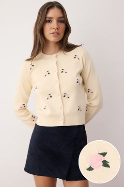 Kemik Cicek Nak?s Islemeli Triko H?rka TWOAW26HI00203