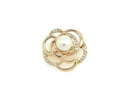 Брошь из серебра жемчуг, Б063