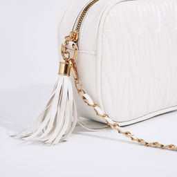 Сумка женская кросс-боди на молнии, 21×7×14 см, белая