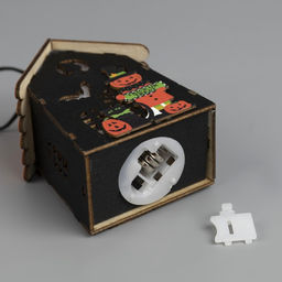 Светодиодная фигурка подвесная «Дом Джека» 7×9.5×6 см, пластик, батарейки LR1130×3 (в комплекте), свечение тёплое белое