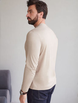 Джемпер хенли из полотна пике с меланжевым плетением с эластаном - Vilatte фото 4