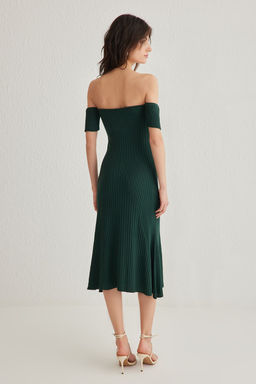 Zumrut Yesili Duz Midi Elbise TWOSS22EL2388