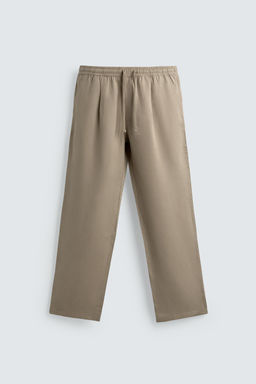 PANTAL?N FLUIDO RELAXED FIT / Tostado