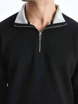 Dik Yaka Erkek Sweatshirt