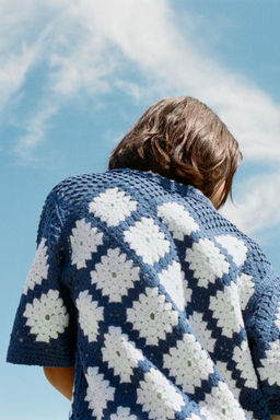 SOBRECAMISA ROMBOS PUNTO CROCHET / Marino