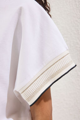 TRENDYOLMILLA Beyaz Triko Kol Aksesuar? Detayl? Relaxed/Rahat Kesim Orme T-Shirt TWOSS25TS00142  фото 3