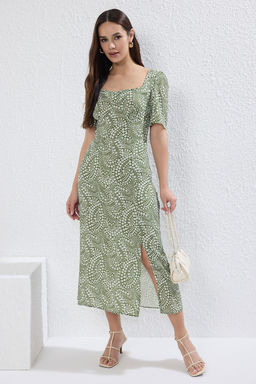 Yesil A Kesim Sal Desenli Midi Dokuma Elbise TWOSS23EL00487