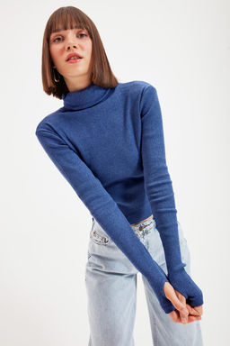 Trendyolmilla Zumrut Yesili Fitted/Vucuda Oturan Bal?kc? Yaka Parmak Detayl? Fitilli Esnek Orme Bluz TWOAW21BZ0071  фото 61