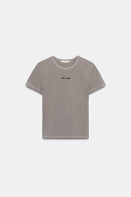 CAMISETA MANGA CORTA TEXTO / Gris - Zara фото 3