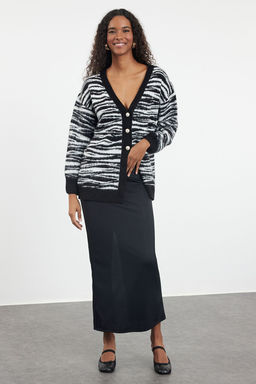 Siyah Yumusak Dokulu Zebra Desenli Triko H?rka TWOAW25HI00239 - Trendyolmilla фото 2