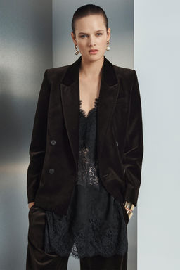 DOUBLE-BREASTED VELVET BLAZER ZW COLLECTION - Zara фото 2