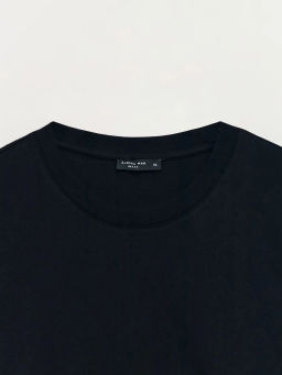 Базовая футболка relax fit / Zarina