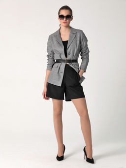 25249 Шорты черный