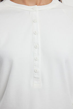 Trendyolmilla Ekru Dugmeli Regular/Normal Kesim Fitilli Esnek Normal Boy Orme Bluz TWOAW25BZ00033 фото 4