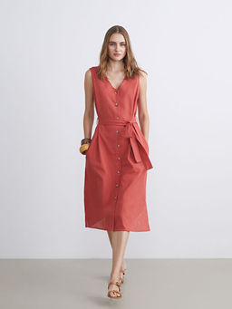 V Yaka Ku?akl? Elbise