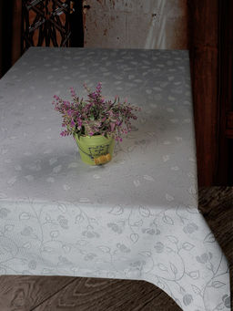 Арт. 13088/1/PB/170, СЕРЕБРИСТЫЕ ЛИСТОЧКИ, тефлоновая пропитка, ГОТОВЫЕ ПОДУШКИ ДЕКОРАТИВНЫЕ 50 см х 50 см