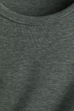 Camiseta en mezcla de lyocell Regular Fit - H&m фото 3