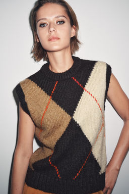 ARGYLE KNIT WAISTCOAT TOP