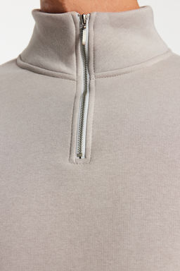 Gri Regular/Normal Kesim Dik Yaka Fermuarl? Pamuklu Basic Ici Polar Sweatshirt TMNAW24SW00041