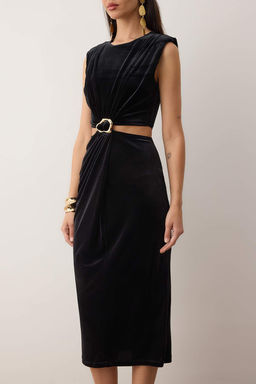 Siyah Aksesuar Detayl? Orme Kadife Maxi Astars?z Elbise TPRAW26EL00092