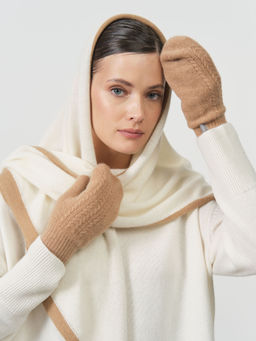 Варежки из кашемира 30121 карамель