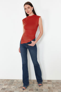 Trendyolmilla Ekru Dik Yaka K?sa Kollu Buzgu/Drape Detayl? Fitted/Vucuda Oturan Asimetrik Orme Bluz TWOSS24BZ00534 фото 57