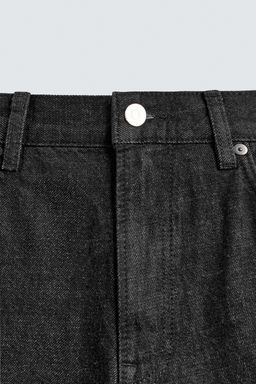 SLIM FIT JEANS