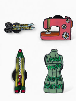 Набор значков (4 шт.) Швея, цветной в чёрном металле