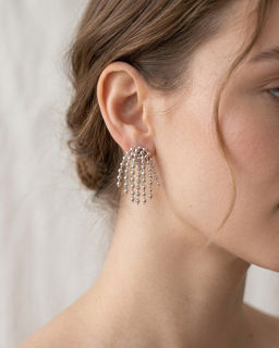 Стильные серьги