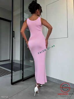 Трикотажное платье с вырезом сзади - Bruno фото 3