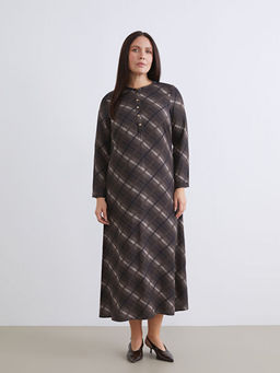 B?y?k Beden Hakim Yaka Ekose Elbise