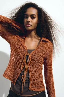 Top en punto calado con lazadas - H&m фото 3
