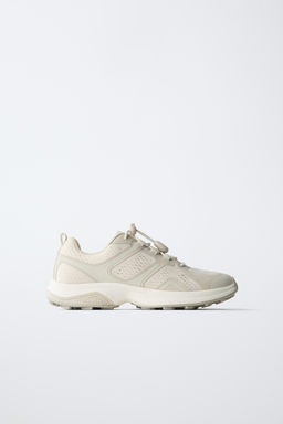 ZAPATILLA DEPORTIVA T?CNICA REJILLAS / Blanco Crudo