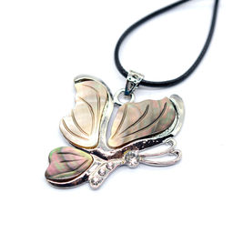 Подвеска с перламутром "Бабочка" 45*47мм, 50см