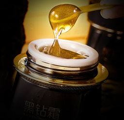 Антивозрастной укрепляющий крем для лица с частичками золота и экстрактом натуральных водорослей 50гр - Aopen фото 5