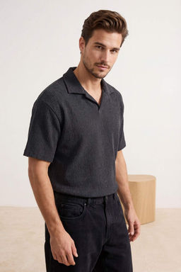 Siyah Oversize Polo Yaka Duz Polo Yaka T-shirt TMNSS25PO00045