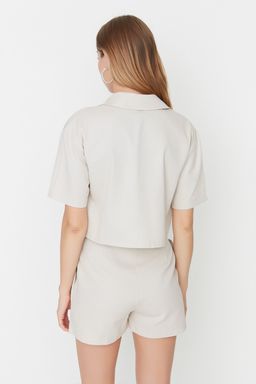 TRENDYOLMILLA Tas Cep Detayl? K?sa Kollu Regular Normal Kal?p Dokuma Gomlek TWOSS22GO0654  фото 5