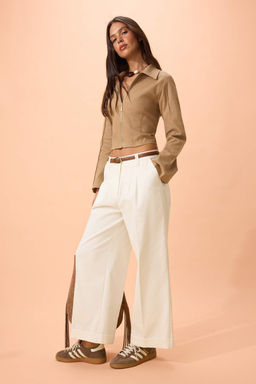 Beyaz Kemerli Pili Detayl? Dokuma Gabardin Pantolon TWOSS26PL00087