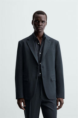 TEXTURED SUIT BLAZER