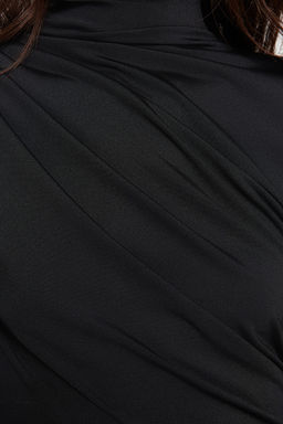 Siyah Buzgu Detayl? Dik Yaka C?tc?tl? Esnek Orme Body TWOAW24BD00014